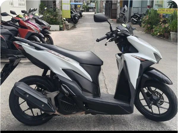 Honda Click 125i scooter rental in Krabi - 125cc scooter